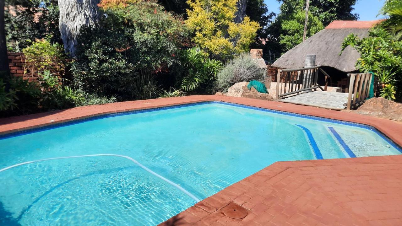 Legaeng Cottage - Serenity Pretoria-Noord Dış mekan fotoğraf
