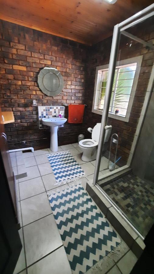 Legaeng Cottage - Serenity Pretoria-Noord Dış mekan fotoğraf