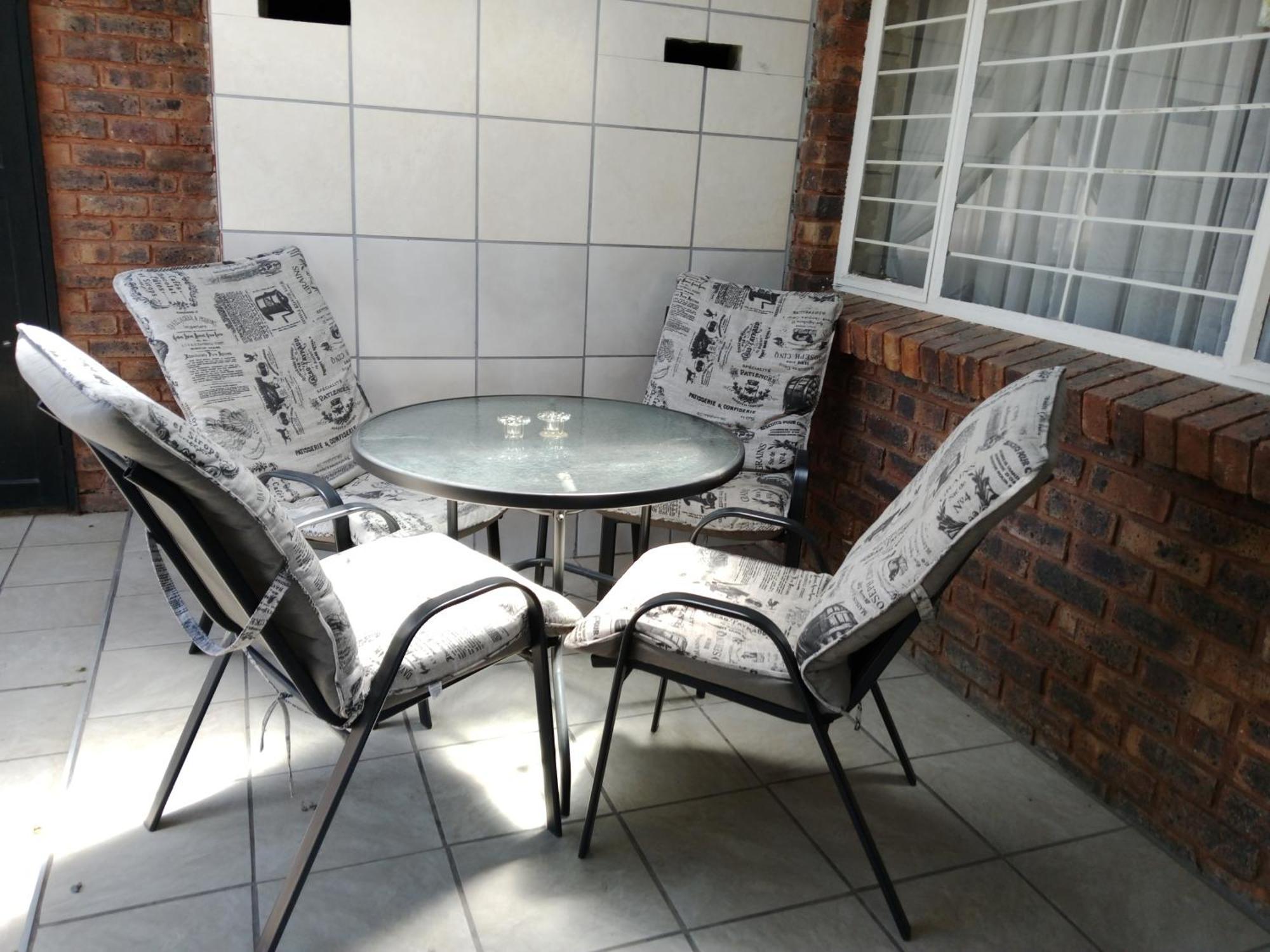 Legaeng Cottage - Serenity Pretoria-Noord Dış mekan fotoğraf